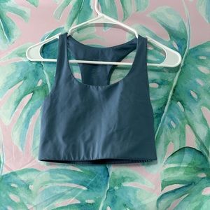 girlfriend collective Paloma Bra in Monarch, size Small